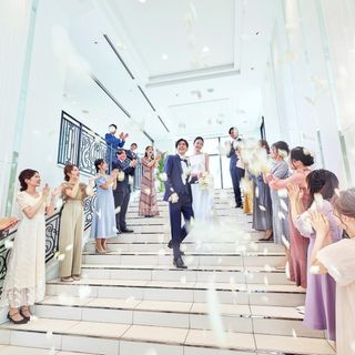 【憧れ花嫁ALL体験☆120万優待】水のチャペル×大階段×絶品試食