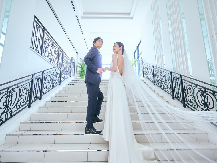 海外リゾートのような光・水・緑があふれるチャペルフォトプラン