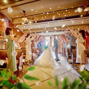 当日予約OK＼挙式＆ドレス無料／感動チャペル＆リニューアル見学×試食