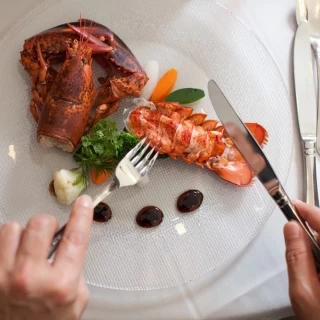 ソースから手作りの一皿