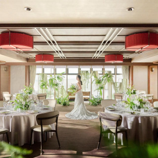 ＼挙式＆ドレス無料／感動チャペル＆リニューアル見学×豪華試食