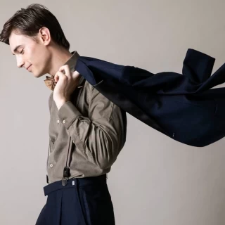 新郎様のタキシードもフォーマルなデザインからカジュアルなデザインまで幅広くご用意。