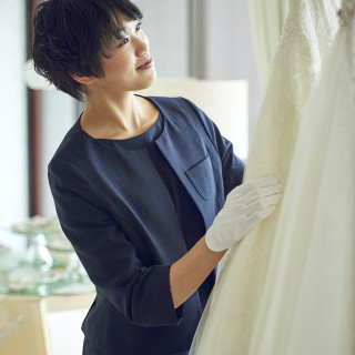 自社ドレスショップのスタッフがトータルコーディネートをご提案いたします