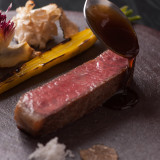 ご試食もご結婚式でご提供するお肉料理をご提案。しっかり確認できるから安心。