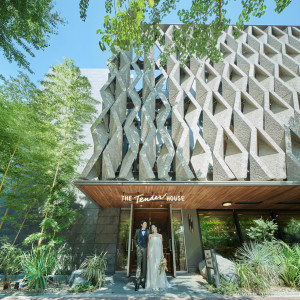 THE TENDER HOUSE（ザ テンダーハウス）