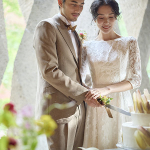 ケーキカットなどの演出時にもさりげなく映える装花も。|THE TENDER HOUSE（ザ テンダーハウス）の写真(33139022)