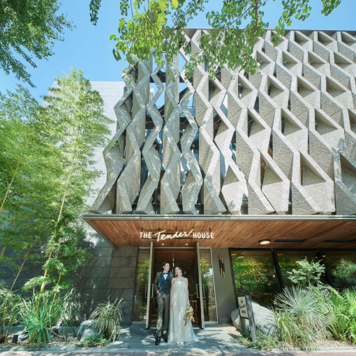 THE TENDER HOUSE（ザ テンダーハウス）