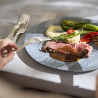 料理重視に◎国産牛×オマール海老4万コース試食＆オープンキッチン体験