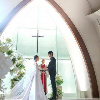 <花嫁体験◎宿泊券×衣裳優待>ブランドドレス試着×挙式体験