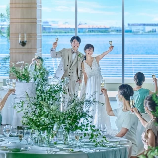 ＼2025年12月まで検討の方／2着目ドレス優待のお得プランをご案内！