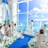 澄みわたる透明感！海・空と一体になるインフィニティチャペル体験