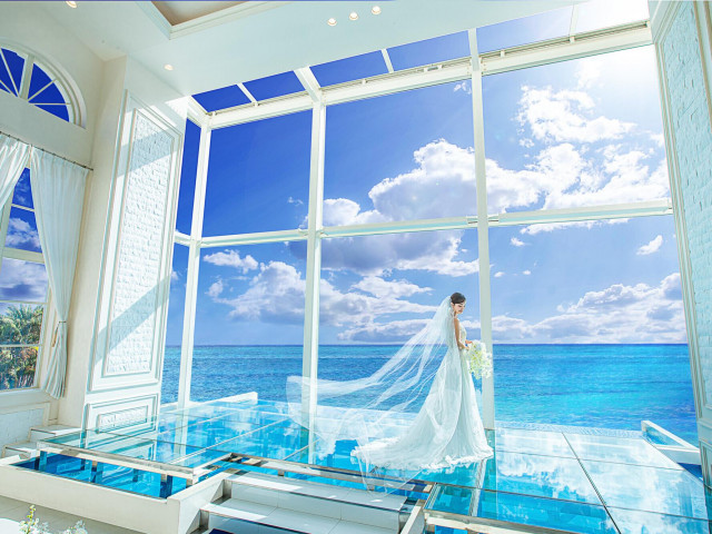 インフィニティを感じるチャペル