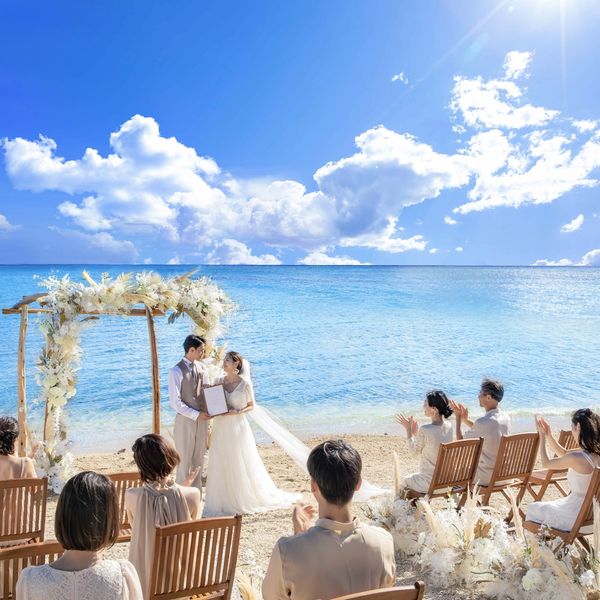 ビーチやガーデンでの挙式など多彩なプランをご用意|セントレジェンダOKINAWA(CENTLEGENDA OKINAWA)の写真(42671384)