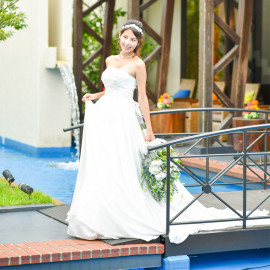 ＼ドレス試着で花嫁気分／総額50万円衣裳特典＆2万円無料試食