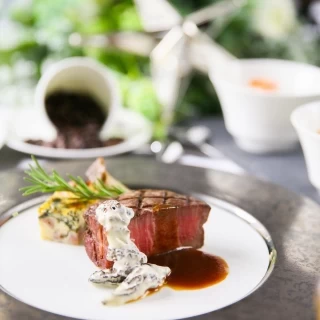 ＜来館特典＞後日の来館で2万円相当のフレンチコース料理プレゼント♪