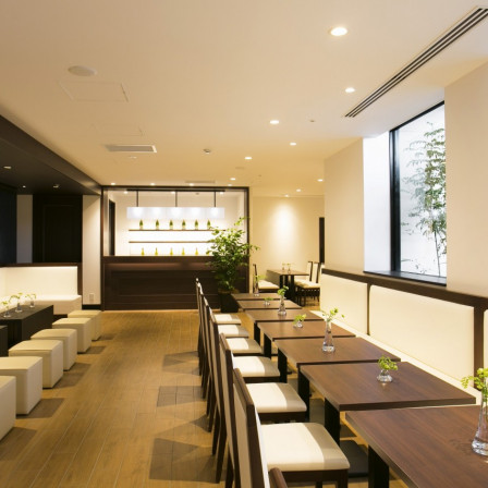 待合いスペースは大人数にも対応。どんなお客様にも喜んで頂いております。|アルカンシエル金沢（アルカンシエルグループ）の写真(1179035)