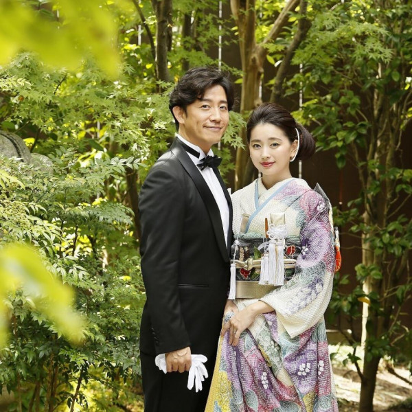 披露宴会場に面した日本庭園では四季折々の美しさが楽しめる