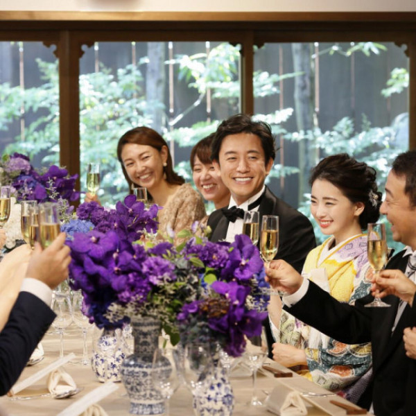 大人10名様からのご結婚式が叶う