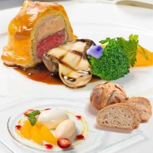 ◆1件目ご見学で宿泊券★140万披露宴特典★国産牛フィレ料理試食