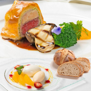 【2組限定】2万円来館ギフト/名物料理試食&最大140万披露宴特典