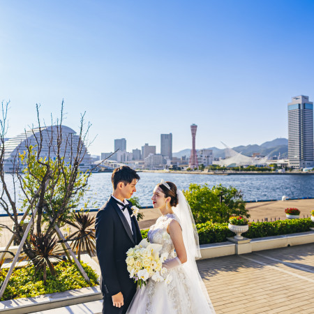 大切な人たちと過ごす特別な時間。アフターセレモニーとフォトタイムをガーデンで。