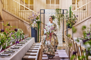 両会場フォトジェニックな階段が|InStyle wedding KYOTO/テイクアンドギヴ・ニーズウェディングの写真(53884963)