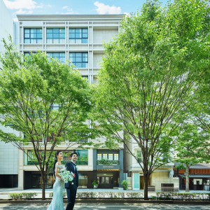 都会とは思えないほど緑を感じることができます|InStyle wedding KYOTO/テイクアンドギヴ・ニーズウェディングの写真(53772954)