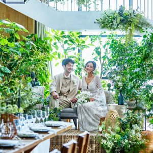 ゲストと距離が近くなるソファタイプで|InStyle wedding KYOTO/テイクアンドギヴ・ニーズウェディングの写真(53764919)