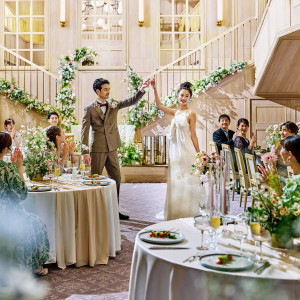 クラシカルでゴージャスな会場がパーティ気分を盛り上げる|InStyle wedding KYOTO/テイクアンドギヴ・ニーズウェディングの写真(53764924)