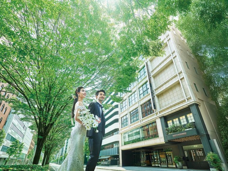京都駅4分、烏丸線四条駅徒歩10秒、阪急京都線烏丸駅徒歩1分