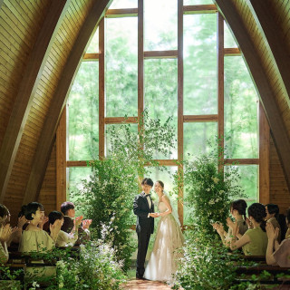 ご結婚式当日も会場のスタッフでお二人のサポート致します