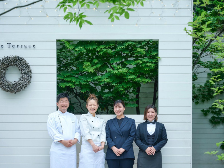 準備から当日まで、おふたりらしいウエディングをサポートします