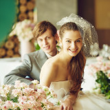 ブラス直営の「B.dresser」をはじめ提携ドレスショップにある種類豊富なドレスから運命の一着を見つけて