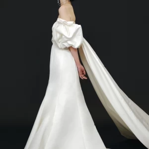 新ブランド「BRANM」の洗練されたドレスライン|ノートルダム横浜みなとみらい/FIVESTAR WEDDINGの写真(35522197)