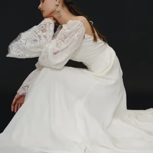 新ブランド「BRANM」の洗練されたドレスライン|ノートルダム横浜みなとみらい/FIVESTAR WEDDINGの写真(35522163)