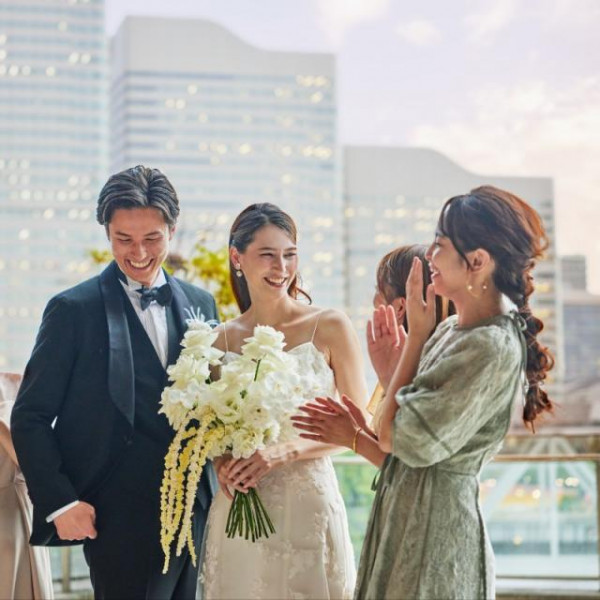 親しいゲストとアットホームな式に