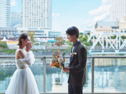 かけがえない瞬間を永遠の記憶に
横浜の美景を一望のロケーション
みなとみらいの「特等席」へ