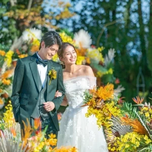 広大なガーデンには写真映えスポットもたくさん♪前撮りやフォトウェディングもオススメ★|アールベルアンジェ奈良の写真(39555044)