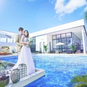 花嫁様にも会場にも合うドレスをお探しいたします