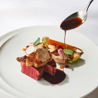 【全カップル様対象】黒毛和牛などを使用した豪華3.5万円コース無料ご試食