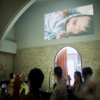 入場前のムービー上映演出が可能