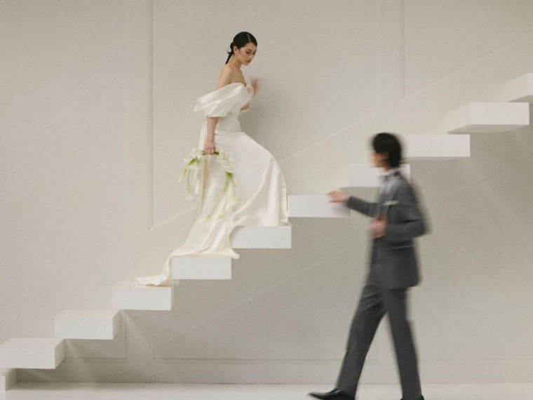 花嫁様にも会場にも合うドレスをお探しいたします