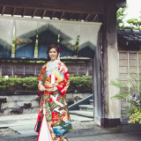 季節ごとの花で彩りを添えて