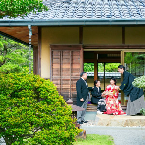 ご家族との集合写真や前撮りの撮影を日本庭園で|渭水苑／祥雲閣（いすいえん／しょううんかく）の写真(12583771)