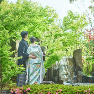 豊かな自然に囲まれた庭園は着物がより美しく映える|郡山モノリスの写真(54561055)