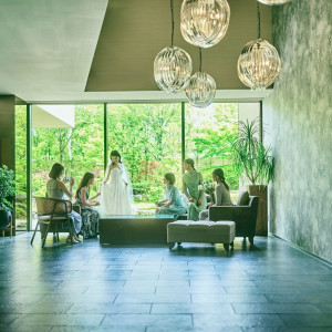 ふたりが大切な人とゆったり過ごせるとっておきの空間|郡山モノリスの写真(54564715)