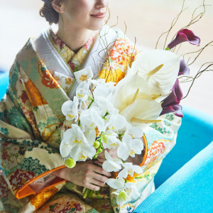 和装に合わせたブーケも専属のフローリストがご提案|郡山モノリスの写真(55596658)