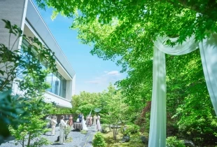 郡山モノリス