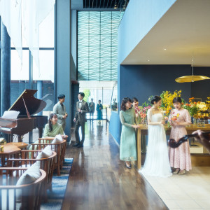 "招かれたゲストの心も落ち着かせる優しい雰囲気 どこで過ごしても自然の美しさを感じられる"|松山モノリスの写真(54486771)