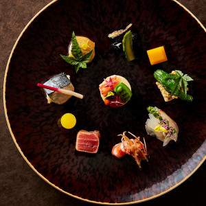 ひと皿に込めるこだわりと想い。五感のすべてで体感いただく美しい料理|松山モノリスの写真(5072599)